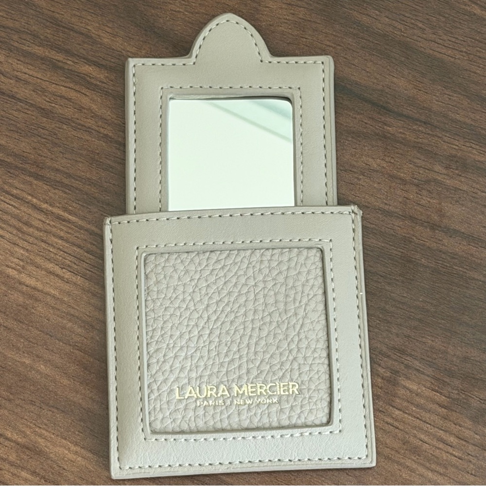 ‼️2 for $20‼️NEW‼️Laura Mercier Compact Mirror ✨